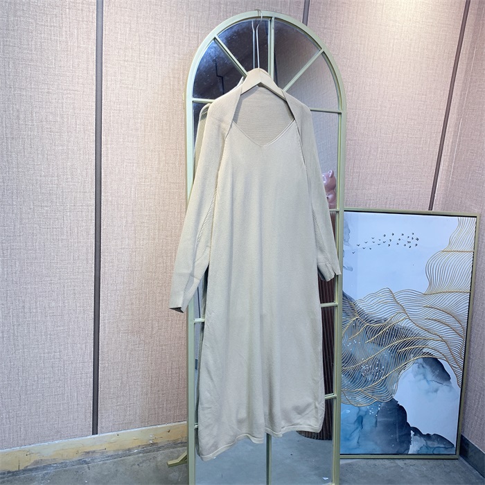 SS304杏色孕妇裙两件套   90-130