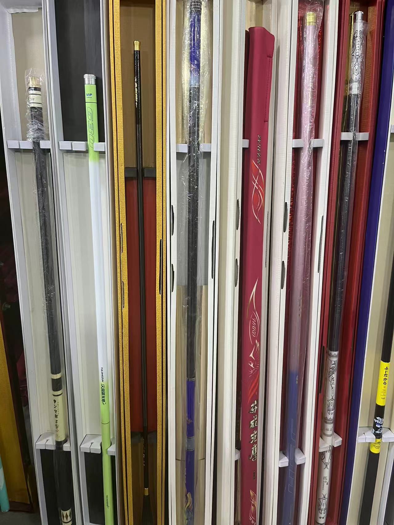 （大物美人鱼伏魔）样品尾货台钓鱼竿