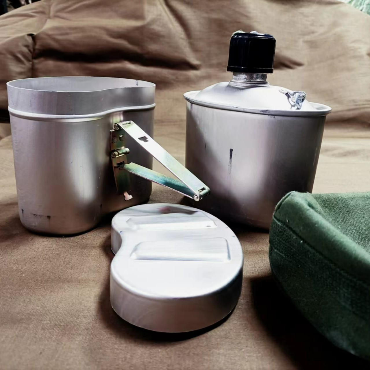 多功能带饭盒水壶户外水壶