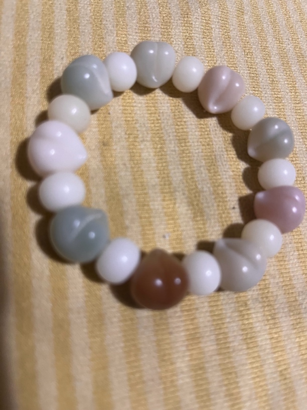 菩提根手串 屁桃一条 随机排列颜色随机发