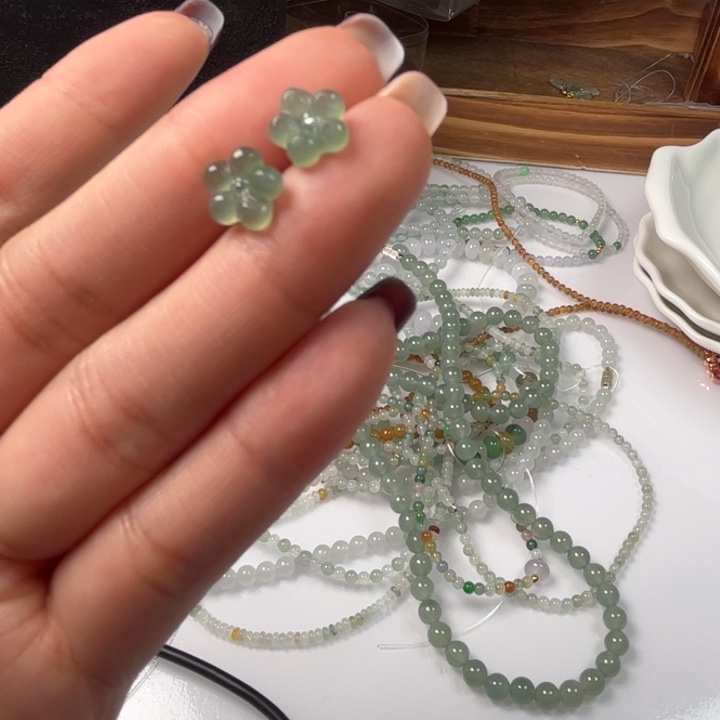 小***翎翡翠未镶嵌手串翡翠