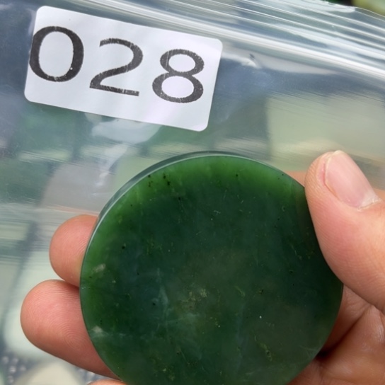 ༒***．和田玉未镶嵌珠宝半成品