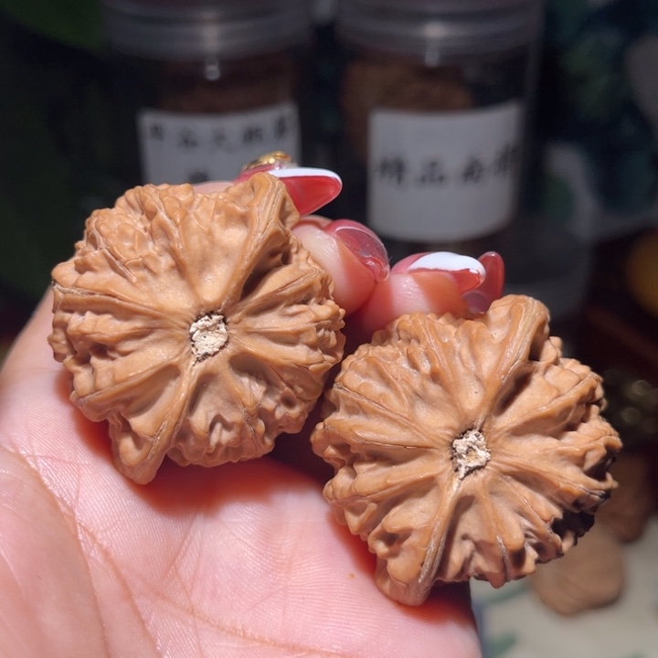 吊坠文玩核桃           44 