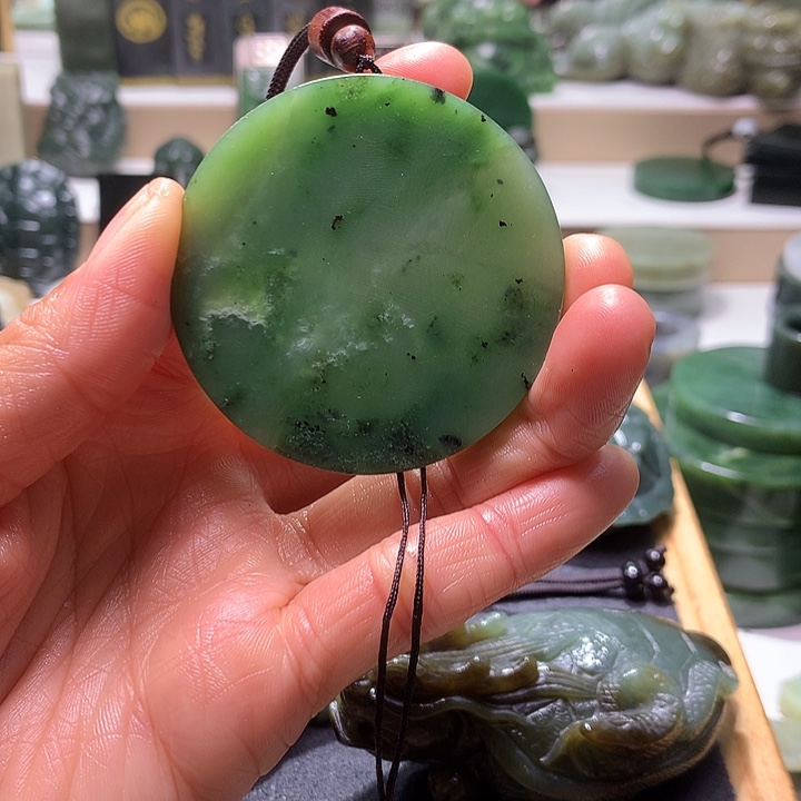 和田玉未镶嵌珠宝半成品