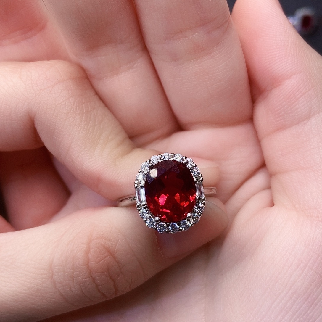 银S925镶嵌红宝石戒指