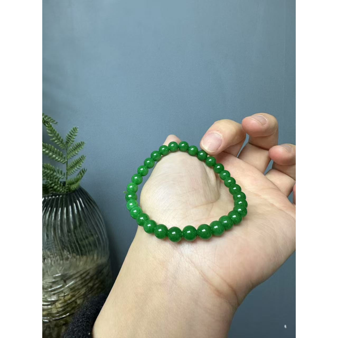 翡翠辣绿手链6mm手串