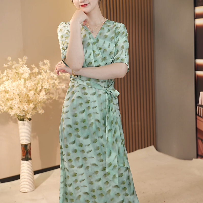 2025夏季新款印花长款连衣裙女长裙连衣裙气质中长款显瘦时尚裙子