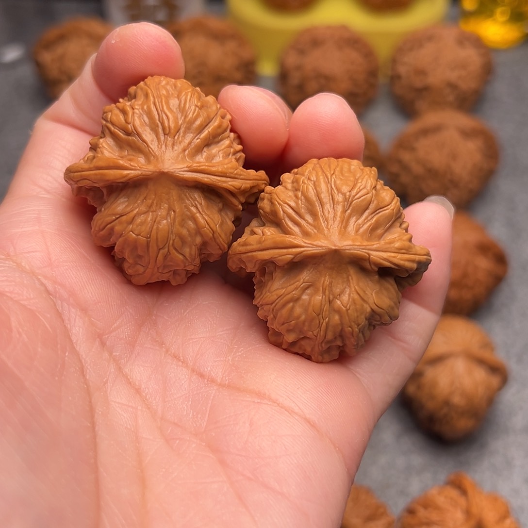 把件文玩核桃精品狼牙山野狼狮子头37+全品