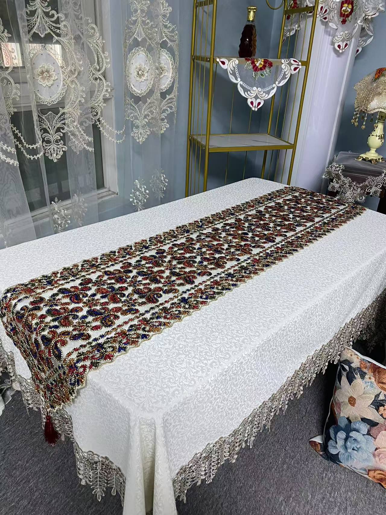 B-18彩色（40*220）桌旗轻奢家用欧式大气美式双绳刺绣民族风桌旗