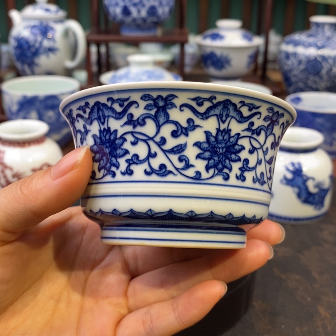 手工陶瓷莲托蝙蝠