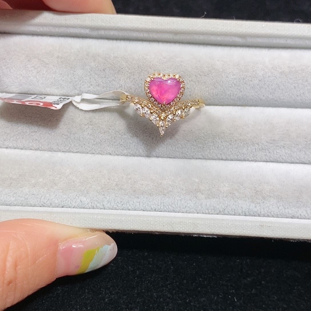 苏纪石（舒俱来）18K金镶嵌戒指