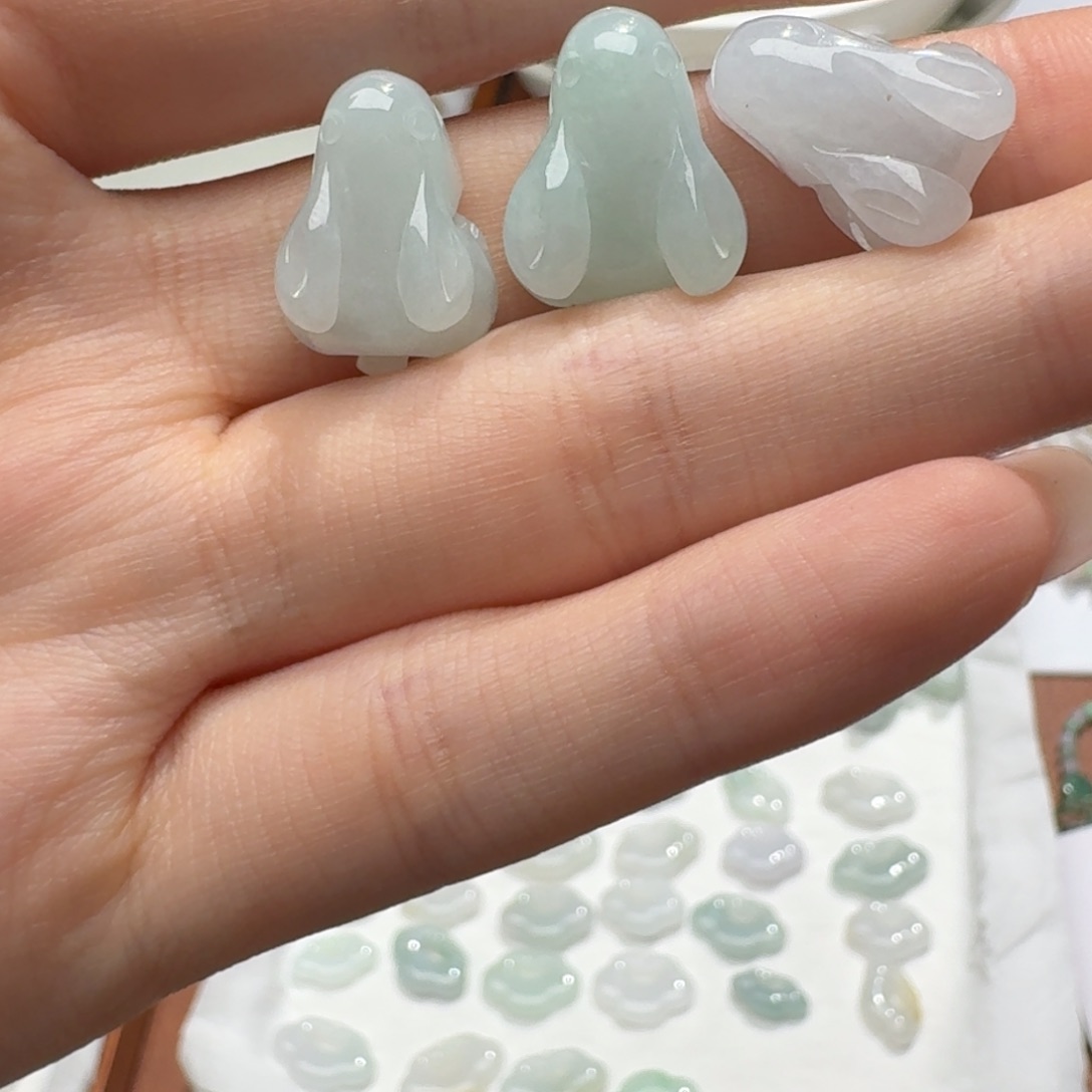 未镶嵌挂件翡翠福利1个，不包邮，拍一单邮费发货