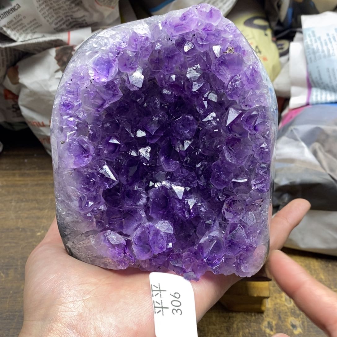 紫晶乌拉圭未镶嵌