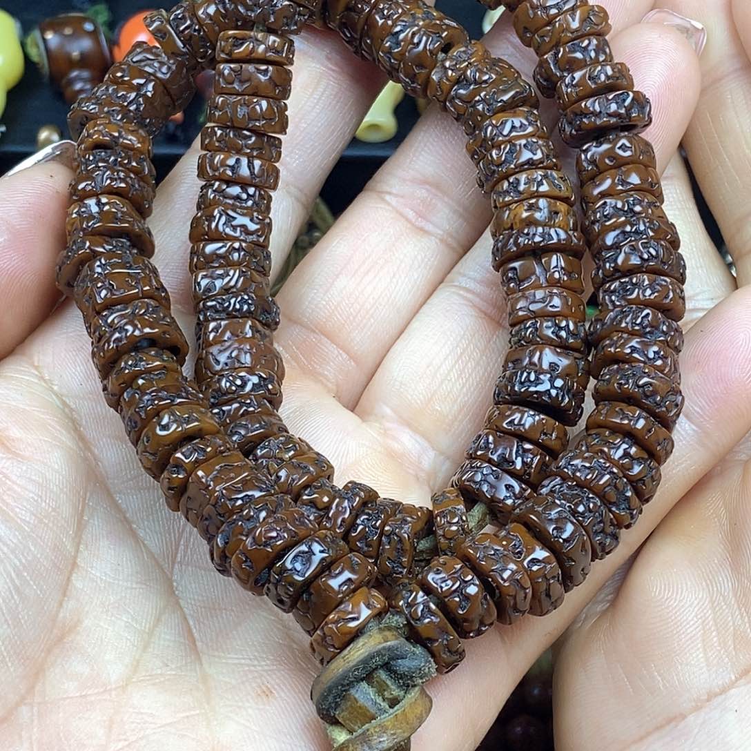 贝壳手串/手链……………………………………