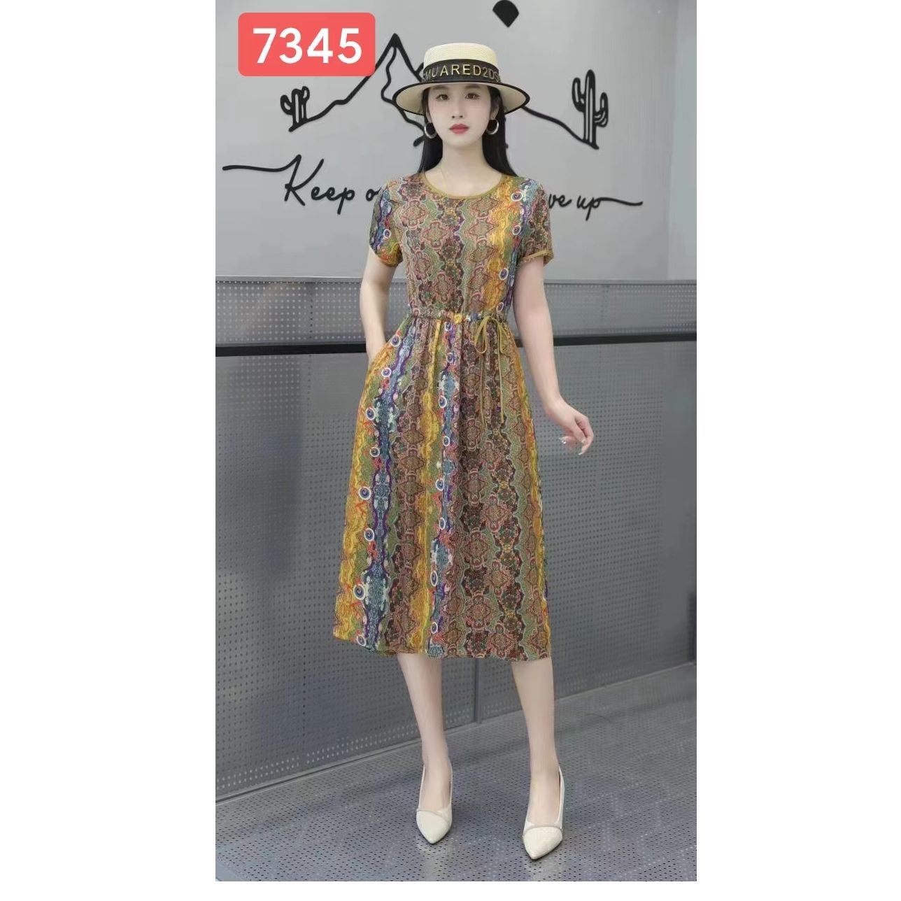 7345-33新款舒适时尚印花连衣裙