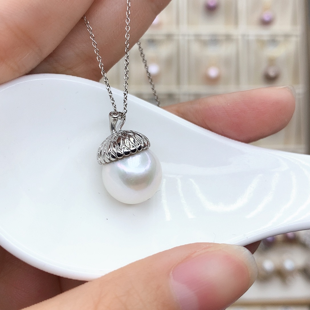 淡水珍珠颈饰合金