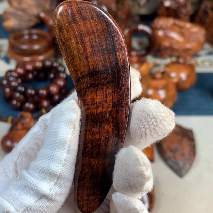 黄花梨/降香黄檀把件把件