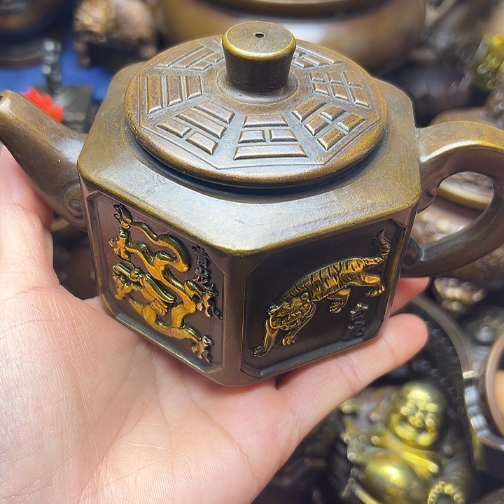 铜器摆件老王直播间