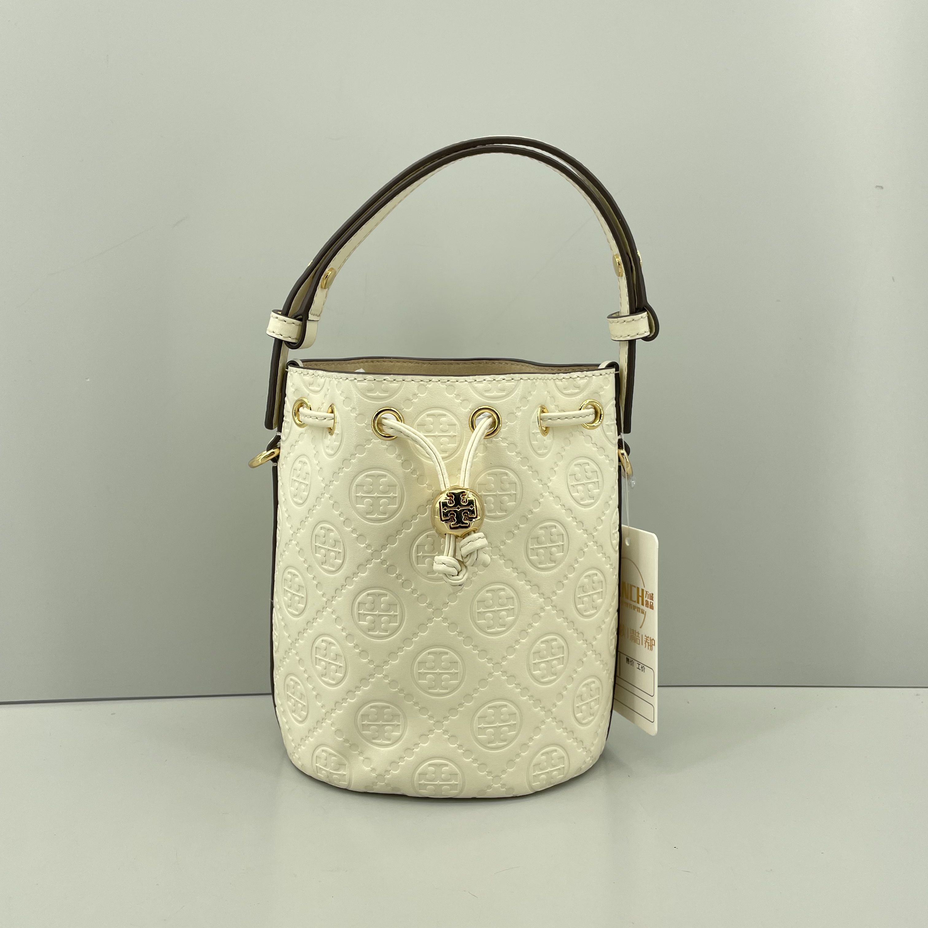 99新 TORY BURCH/汤丽柏琦 压纹小号水桶包16x18x12cmM011016