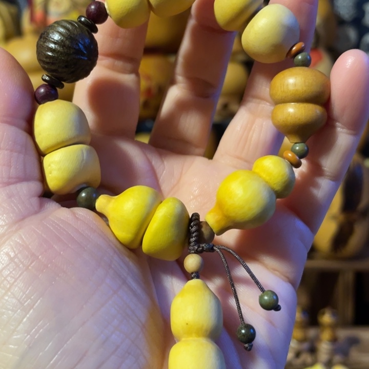 晳***特价福利不退不换