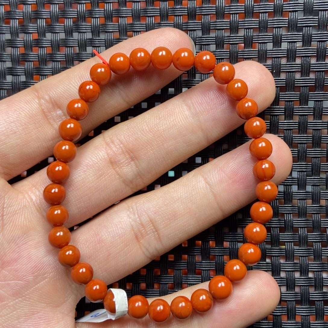 南红玛瑙手串未镶嵌5+’mm
