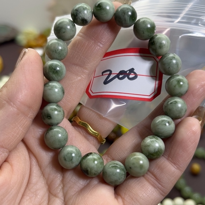 蛇纹石玉未镶嵌手链