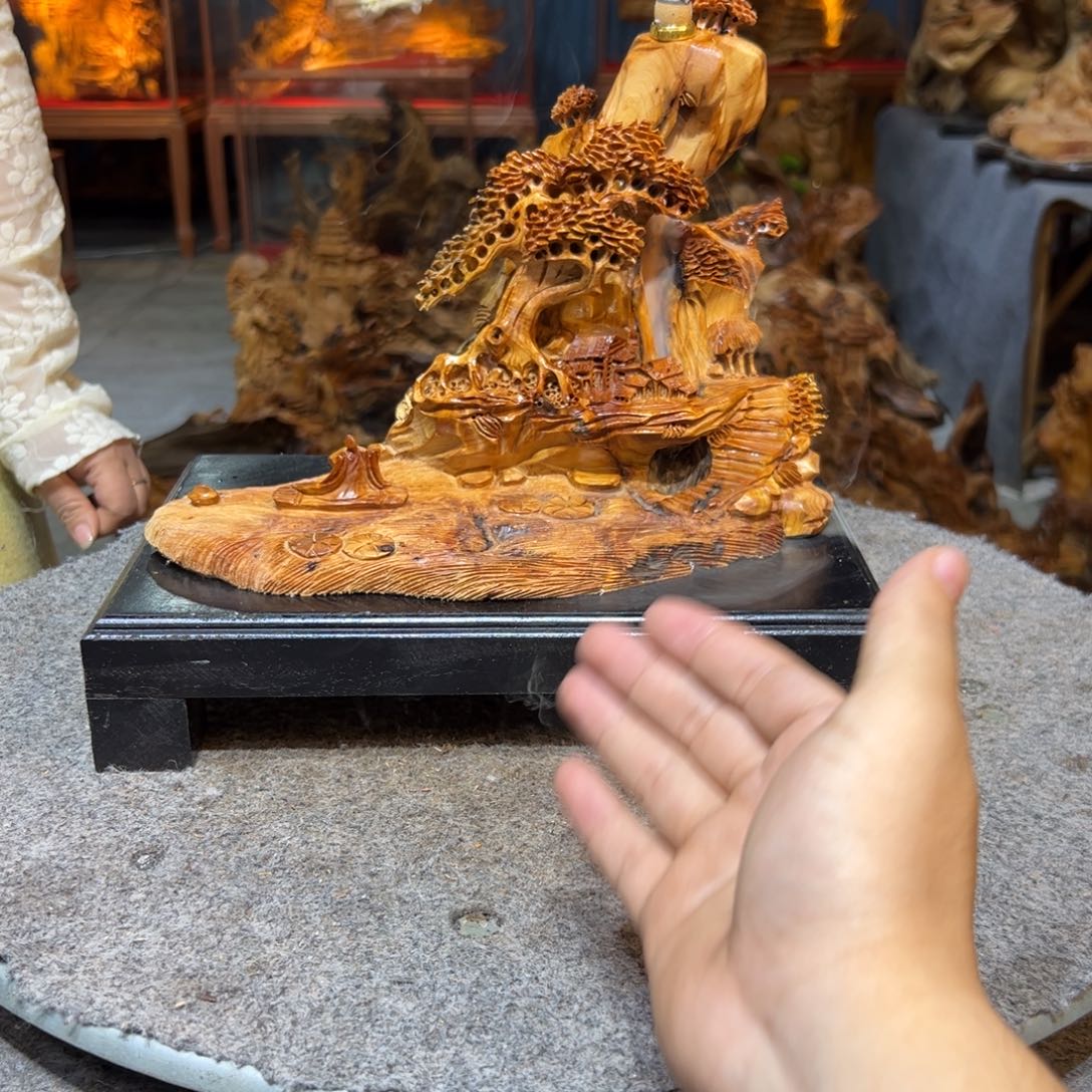 柏木（崖柏）精品崖柏山里人家