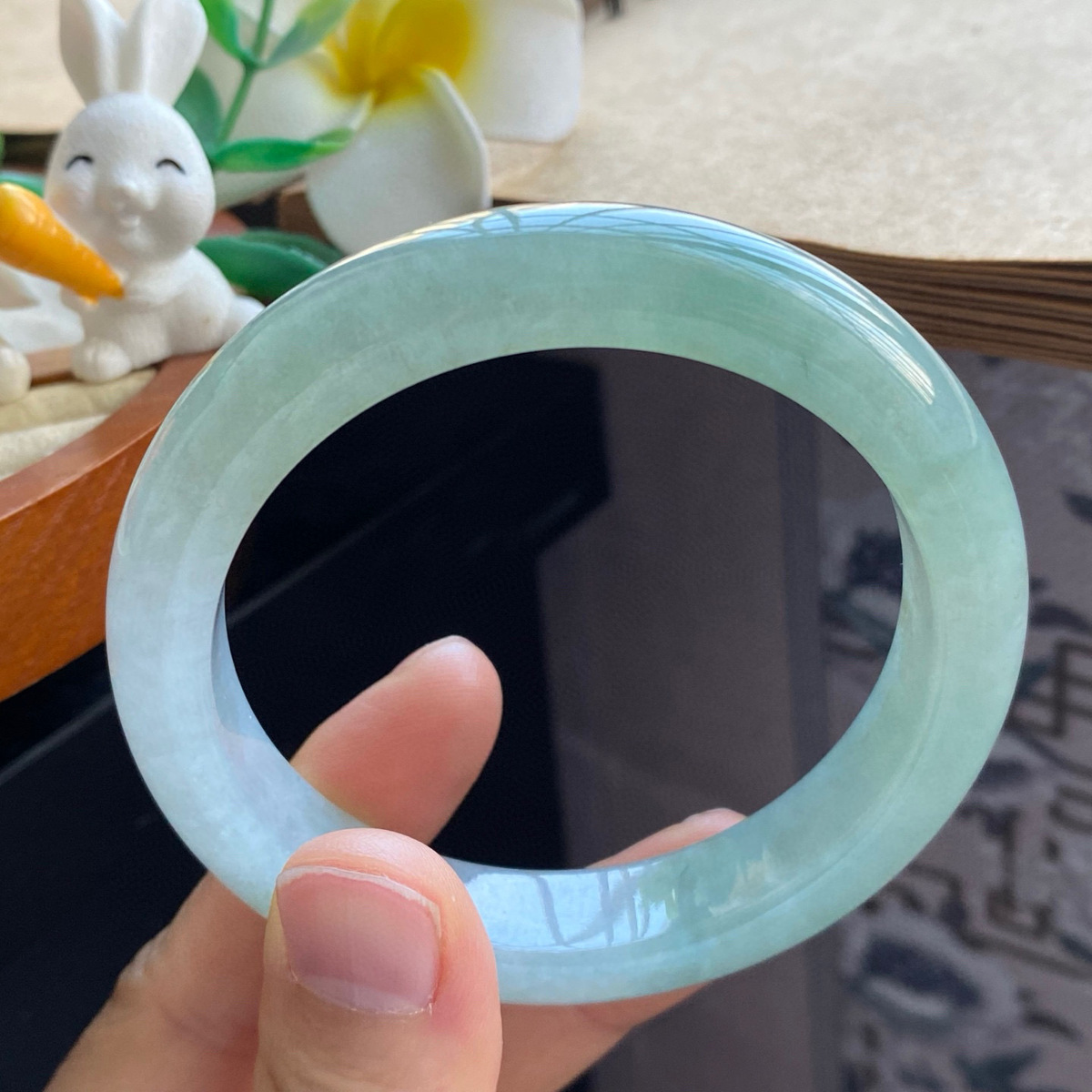 2.22批962号翡翠手镯57-12.5-8.8！油青镯！很清新自然的色调！