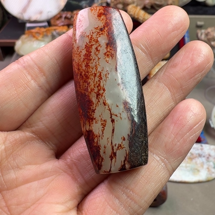 核***彩和田玉（糖玉）未镶嵌颈饰