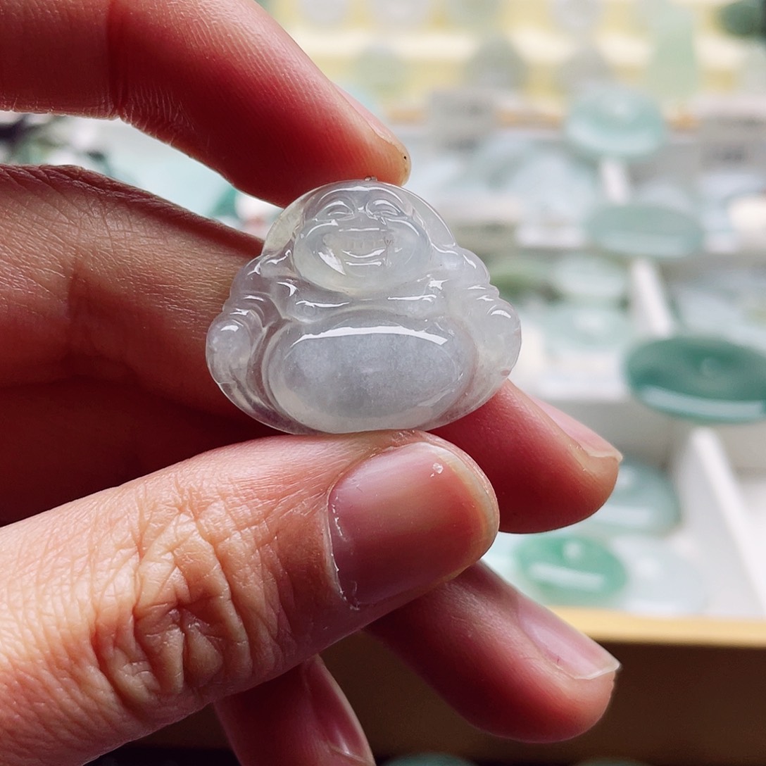 翡翠颈饰未镶嵌天然翡翠