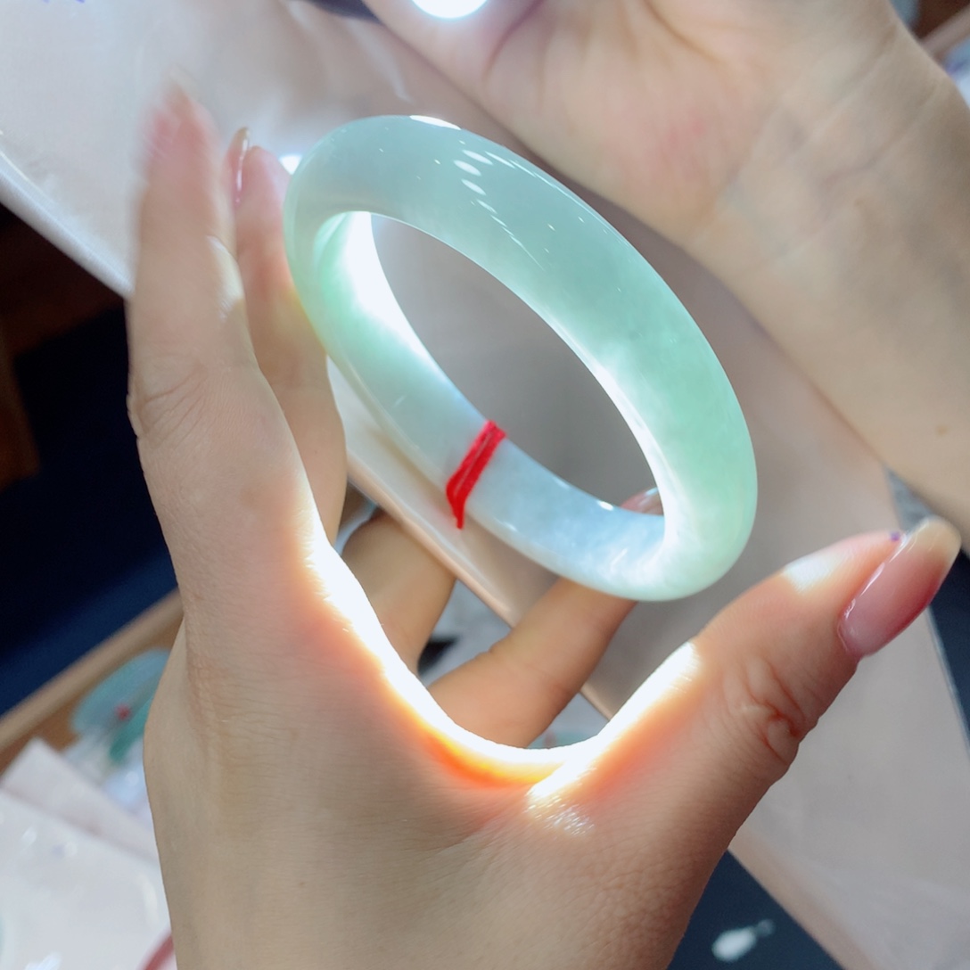 未镶嵌手镯翡翠买断