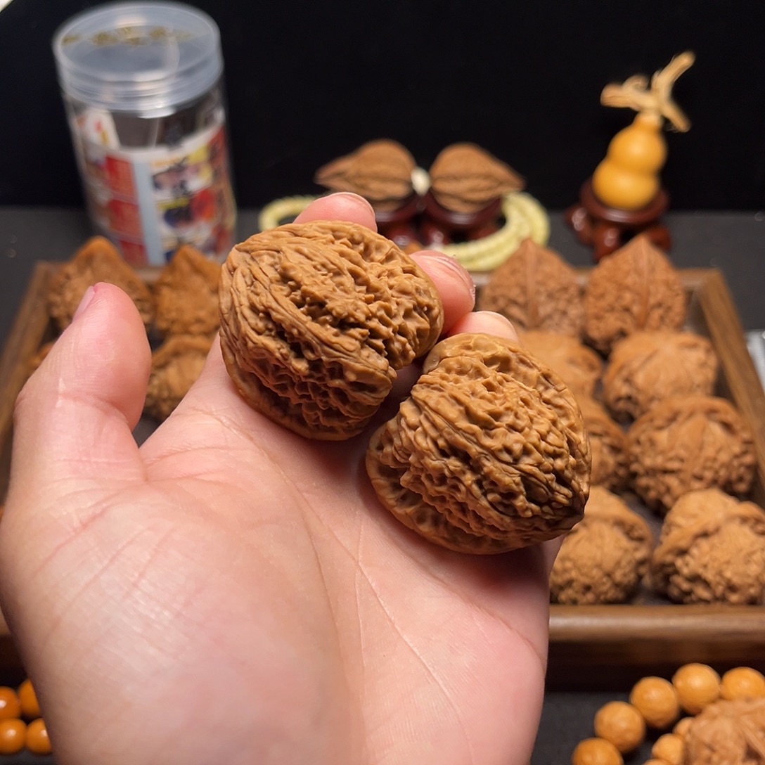 核桃手串/手链老树三角南疆石40