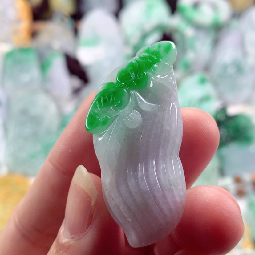 【闪购商品】翡翠吊坠(不含链)未镶嵌