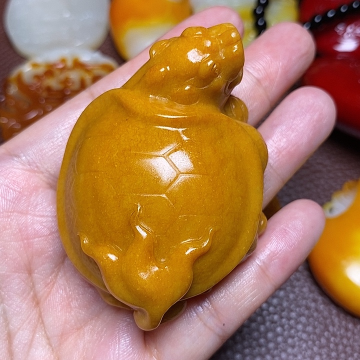 i***e和田玉未镶嵌颈饰