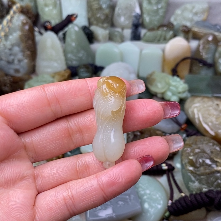 和田玉挂件未镶嵌