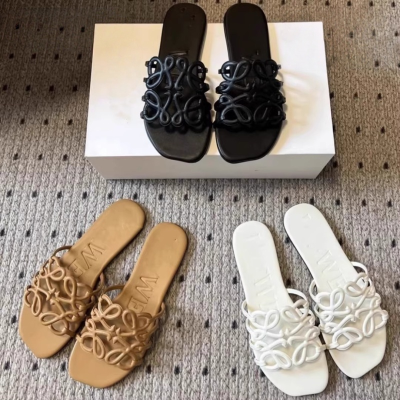 小众镂空拖鞋女外穿2025年夏季新款百搭休闲沙滩凉拖平底一字拖鞋