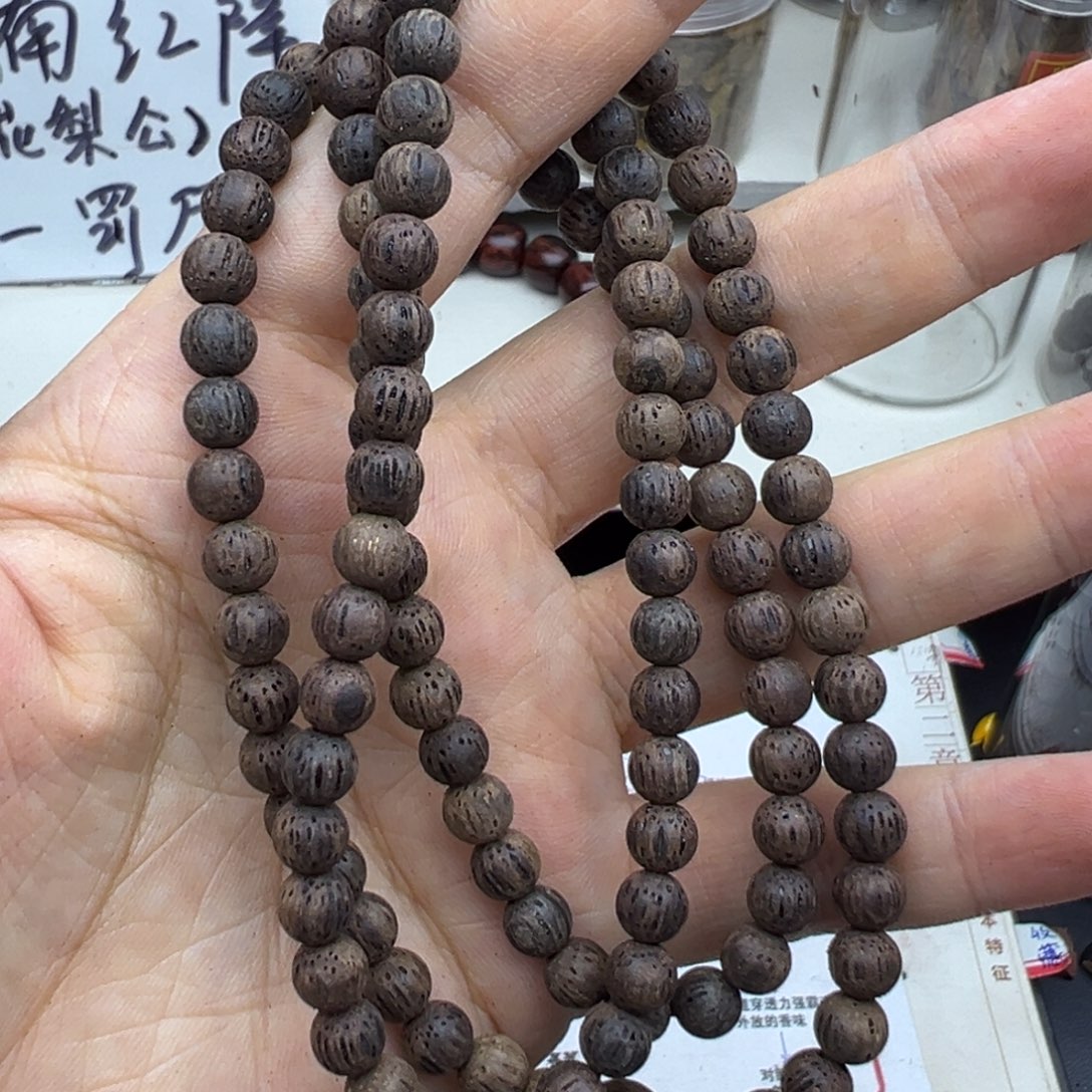 藤类缅甸小叶降真香0.6×108圆珠绿油