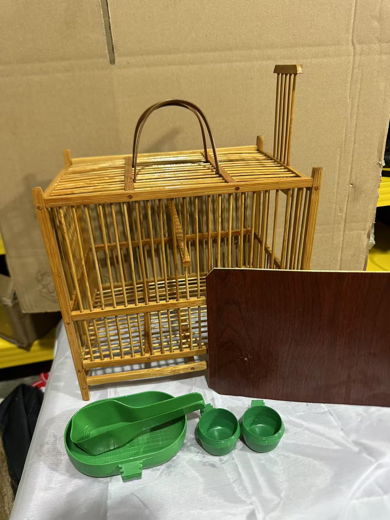 一格小笼子黄豆鸟绣眼一格竹子手工艺制造凯里笼子，