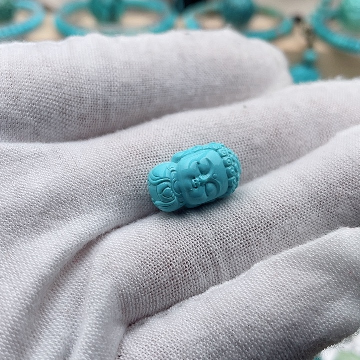 绿松石配饰未镶嵌