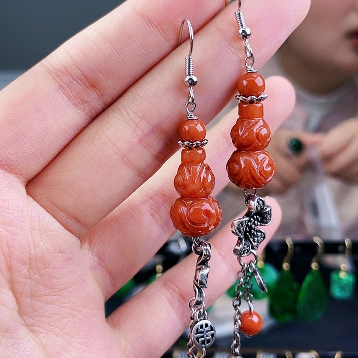 翡翠耳饰未镶嵌饰品