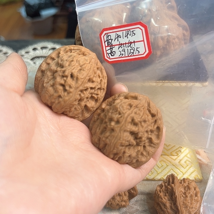 文玩核桃把件赵喜满南将石