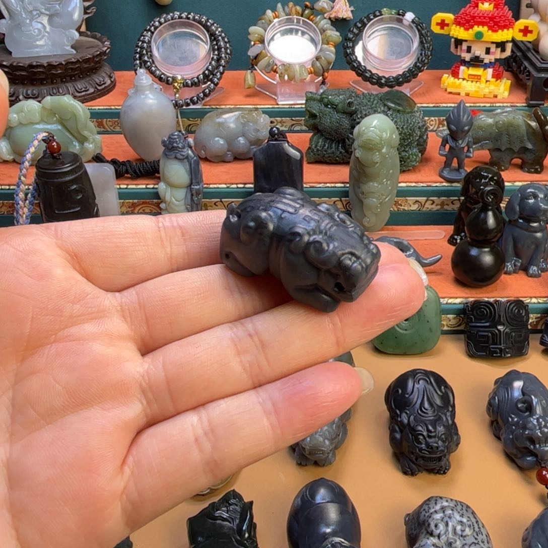 未镶嵌和田玉挂件