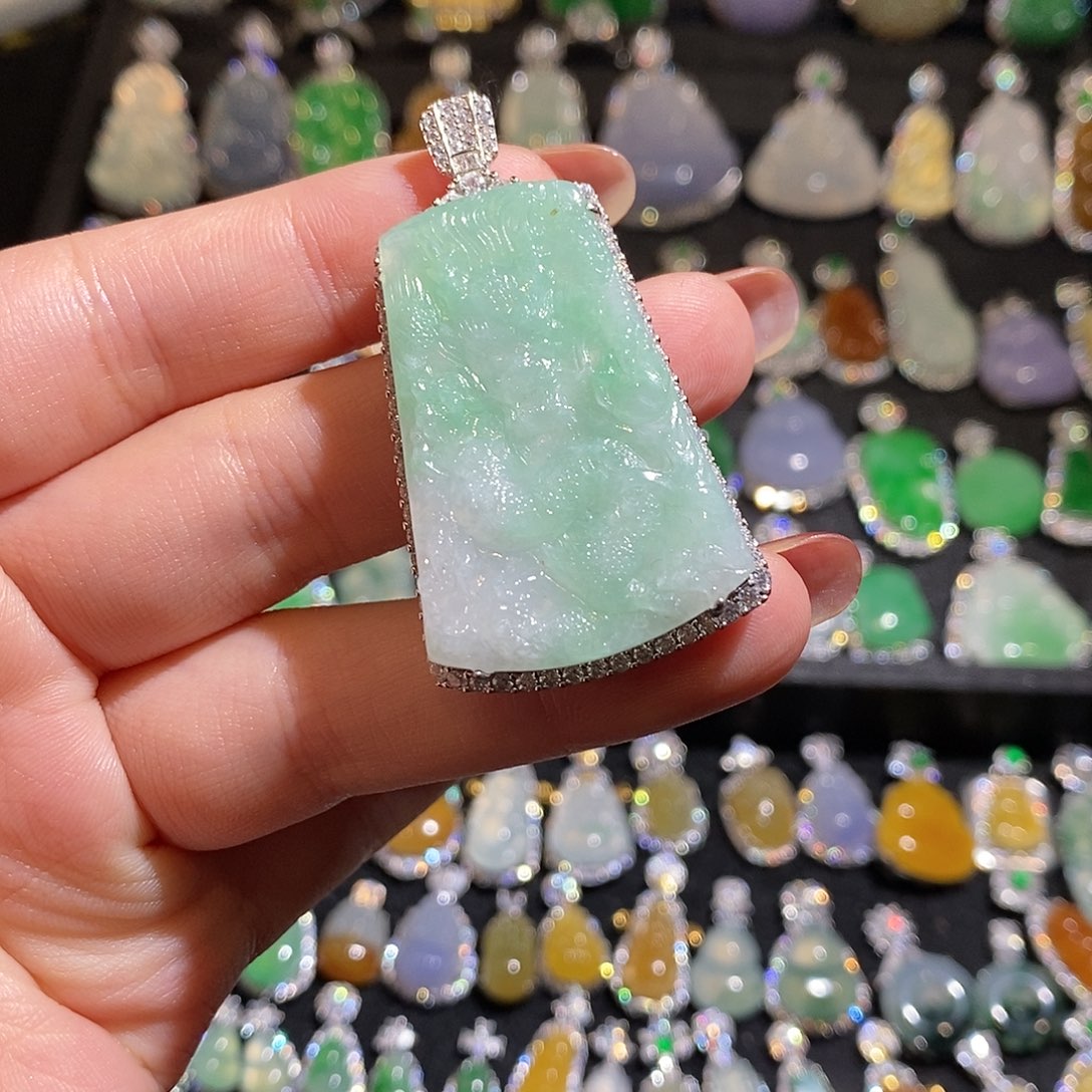 颈饰银S925镶嵌翡翠天然翡翠