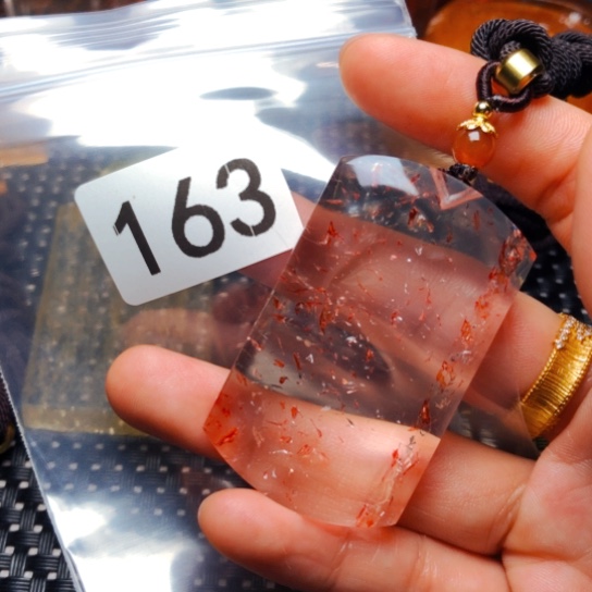 爽***人未镶嵌颈饰水晶吊坠