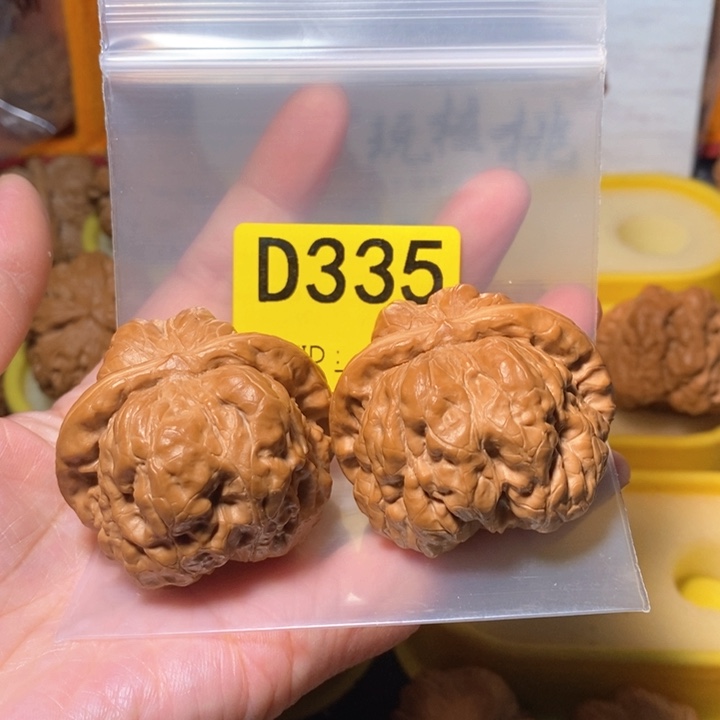 文玩核桃把件福****牙蛤蟆头。 45