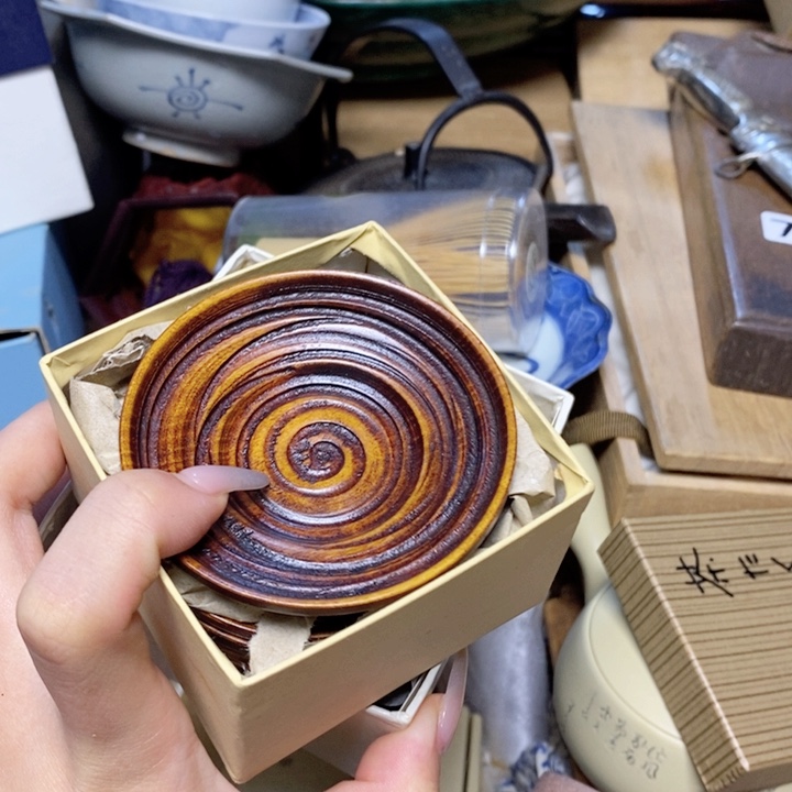 余哈哈哈哈哈哈给哈哈哥哥