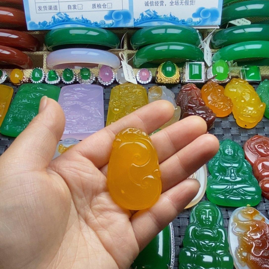 玛瑙/玉髓未镶嵌颈饰