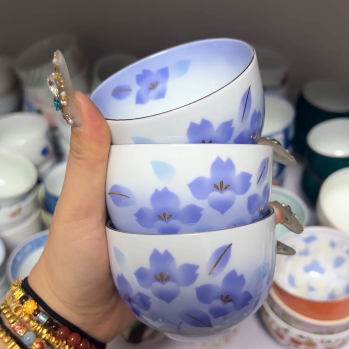 盖碗瓷器直播放漏中