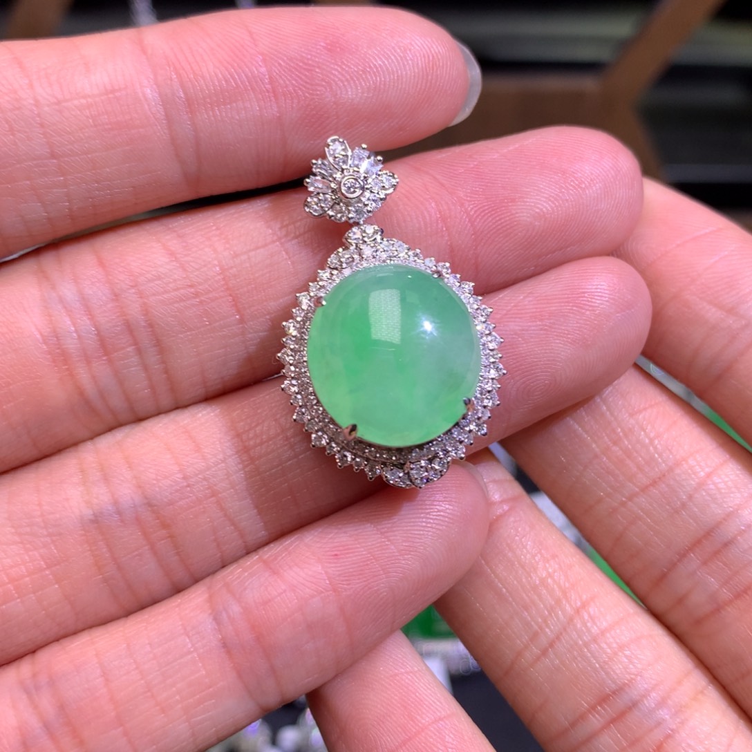 翡翠18K金镶嵌吊坠(不含链)