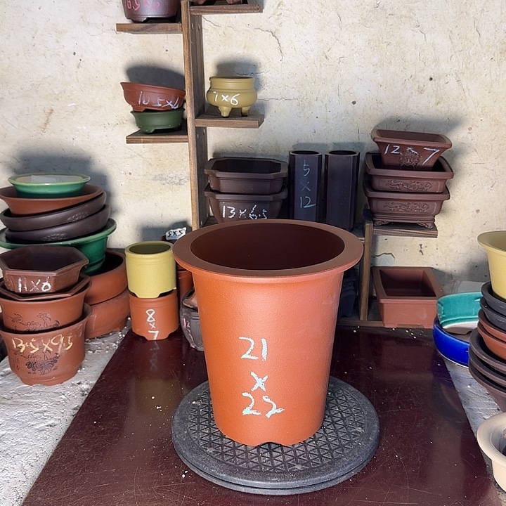 紫砂花盆，手工制作